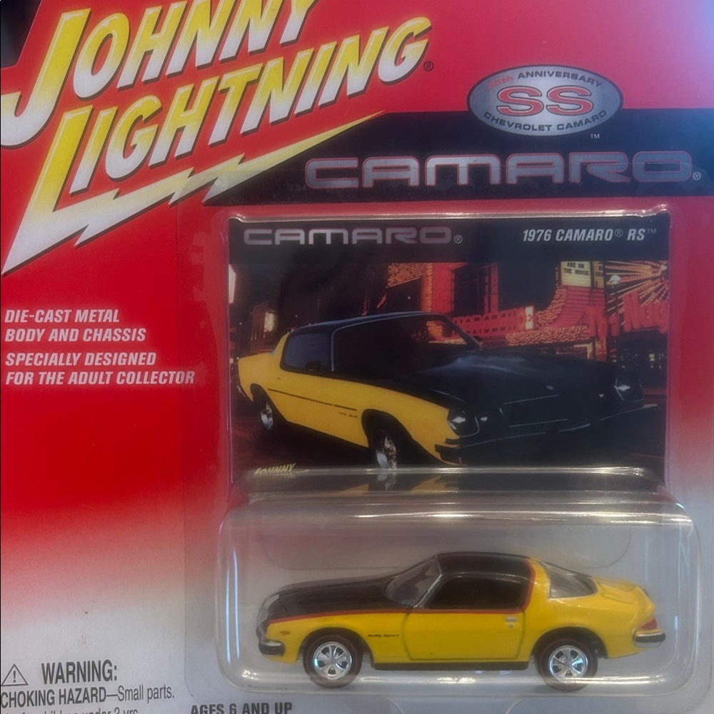 Johnny Lightning 1976 Camaro RS 35th Anniversary Die Cast Car Scale 1:64